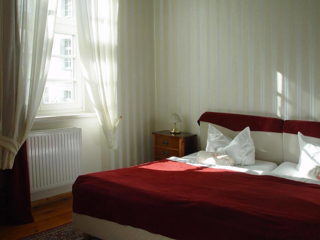 Hotel Altes Hafenhaus Rostock Ngoại thất bức ảnh